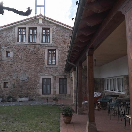 Posada La Estela De Barros Corrales De Buelna Bagian luar foto