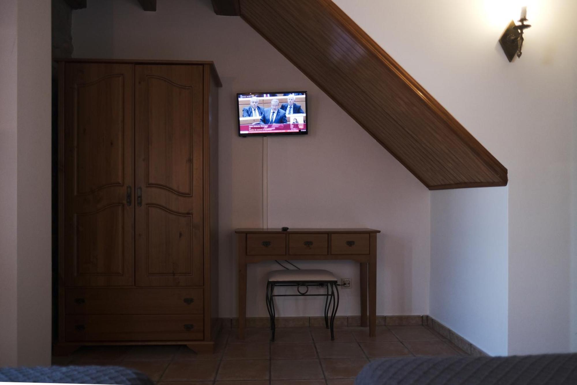 Posada La Estela De Barros Corrales De Buelna Bagian luar foto