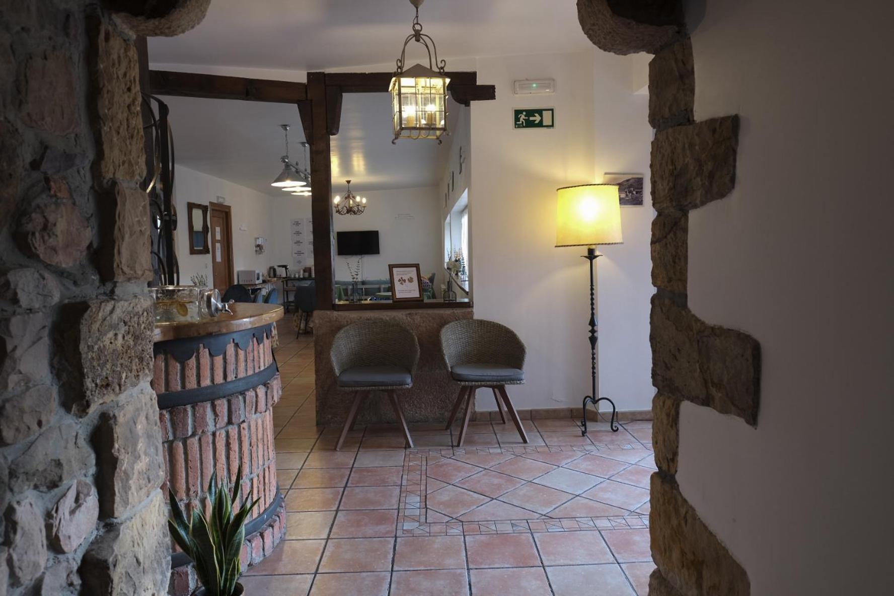Posada La Estela De Barros Corrales De Buelna Bagian luar foto