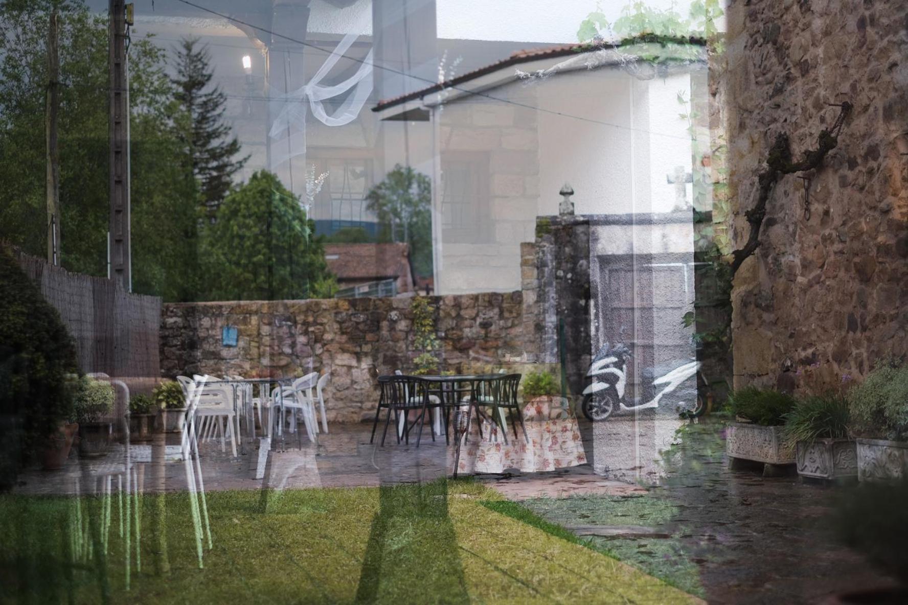 Posada La Estela De Barros Corrales De Buelna Bagian luar foto